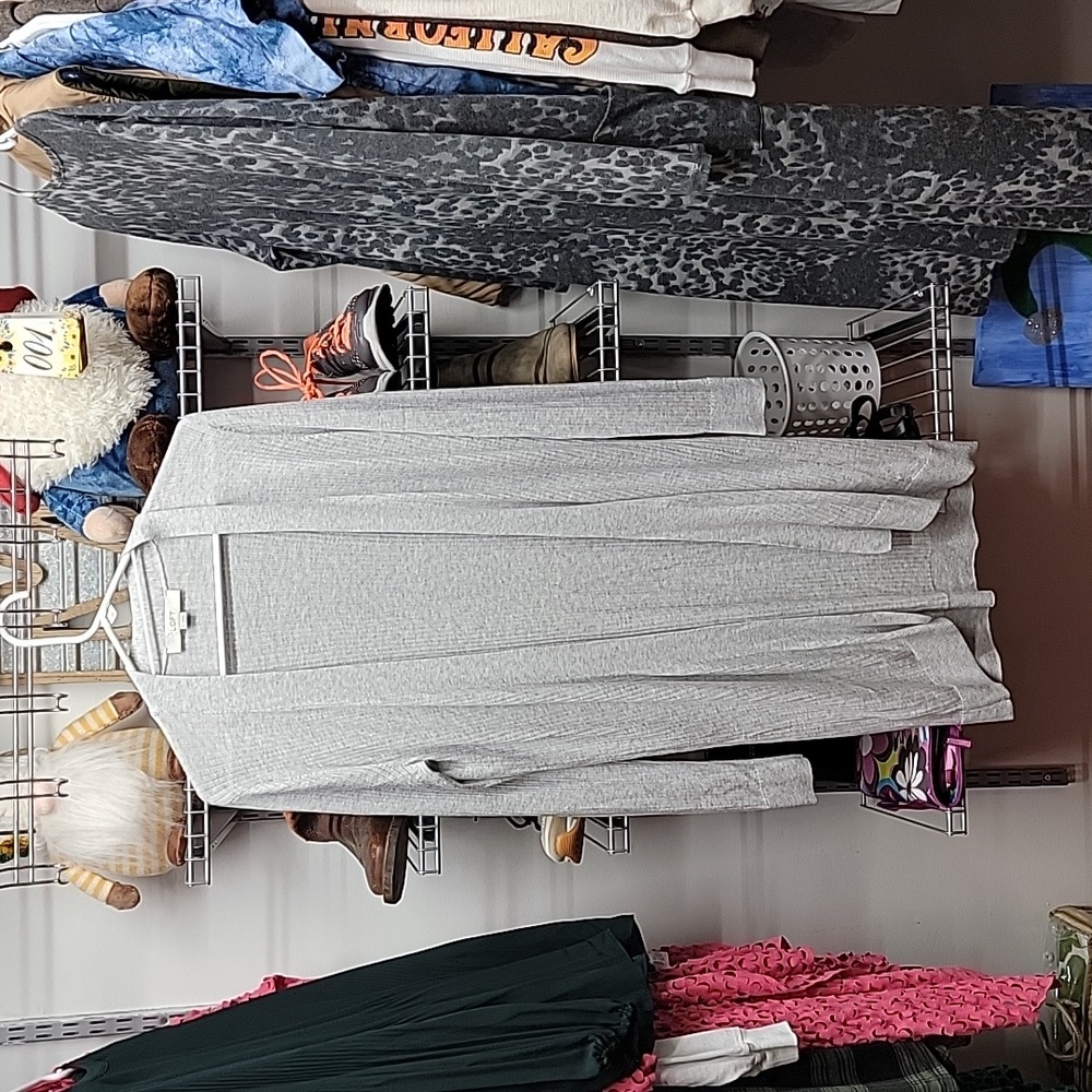 Gray Loft Size Small Ribbed Cardigan